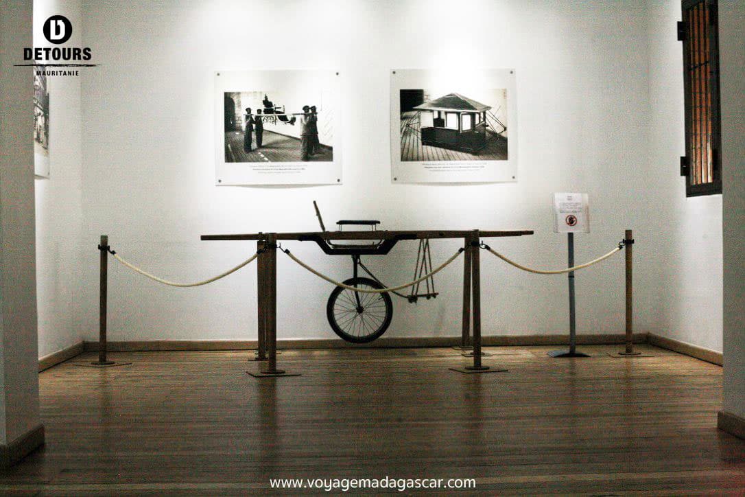 The filanjana, an ancient means of transport for Malagasy nobility